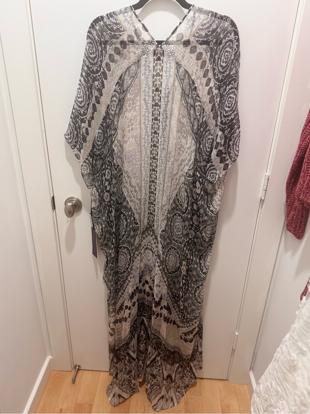 NWT Hale Bob Black & White Printed Sheer Swim Coverup Kaftan - Picture 2 of 4